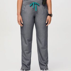 NWT Figs Kade Cargo Scrub Pants XSP